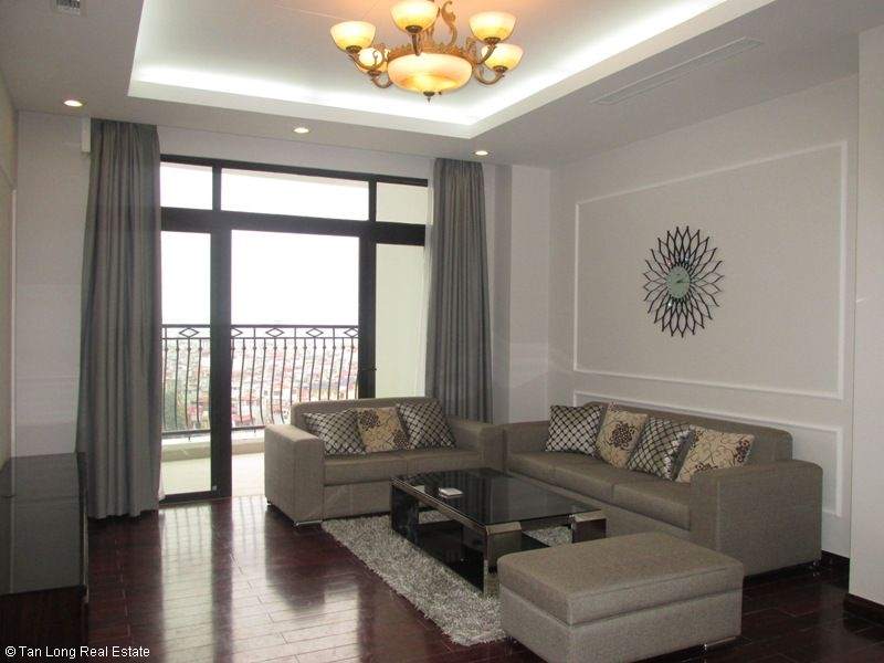 Modern 2 bedroom apartment for rent in Royal City, Thanh Xuan, Hanoi