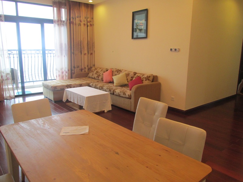 Stunning fully furnished apartment for rent in Royal City, Thanh Xuan district